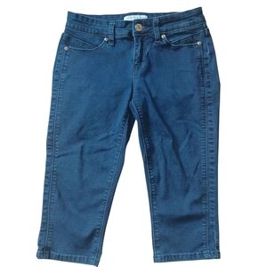 Guess Women's Dark Wash‎ Capris Cropped Jeans Size 27 Closet Staple Preppy